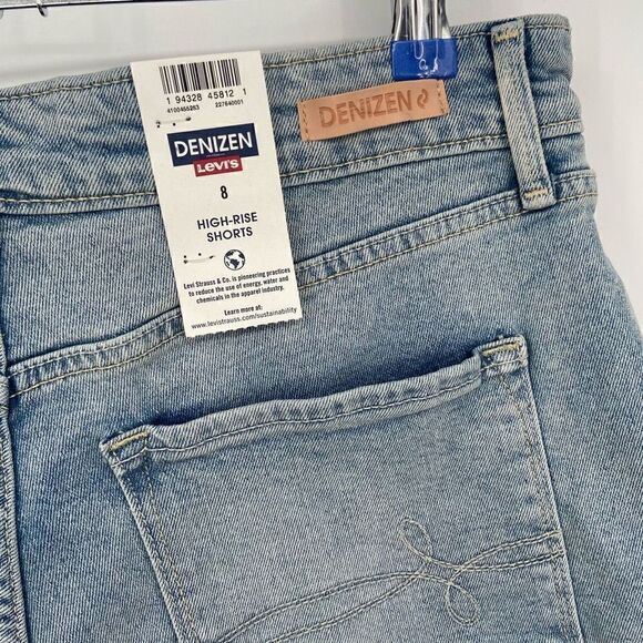 Levi’s Denizen Essential Stretch High Rise Distressed Shorts Size 8 NWT - Picture 6 of 8